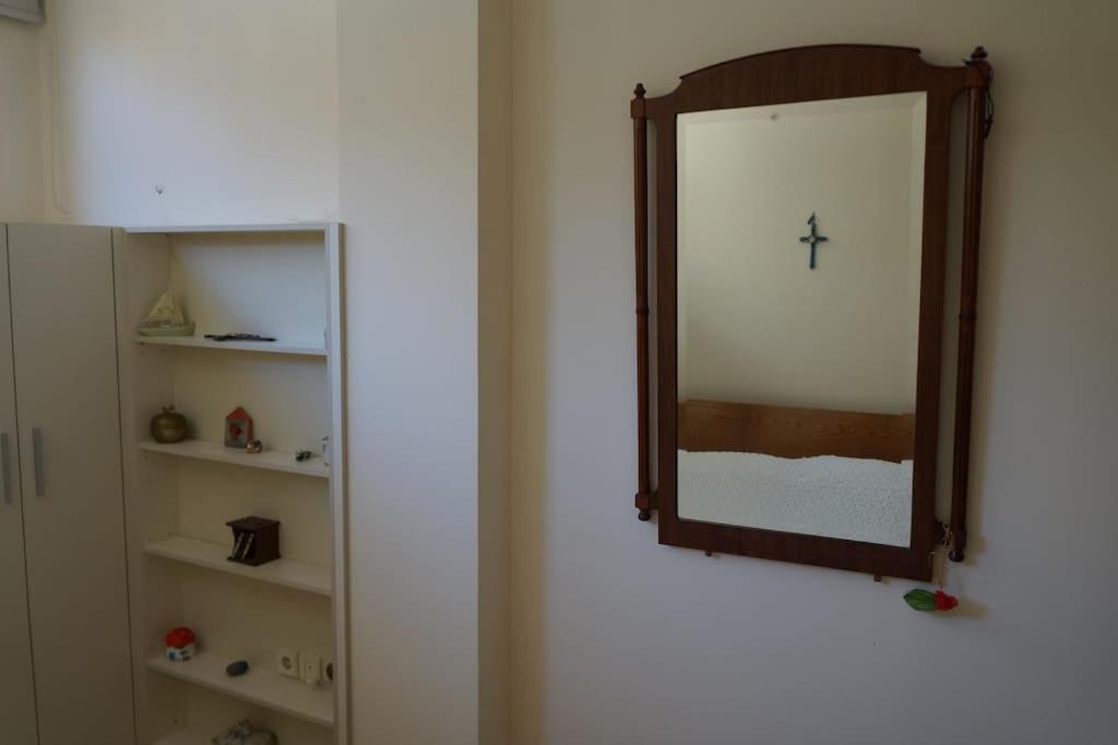 Apartment With A Garden, Bbq, Swimming Pool And Jacuzzi Dhráfi エクステリア 写真